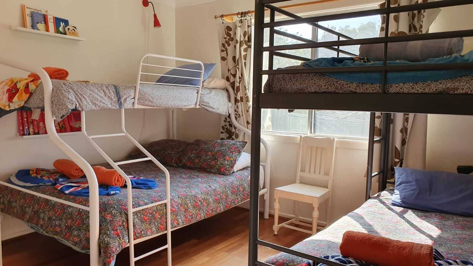 Kids bunk room